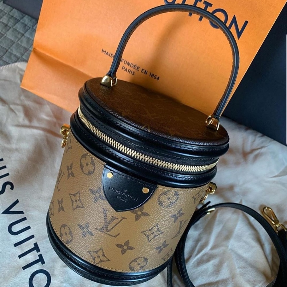 Hand bag